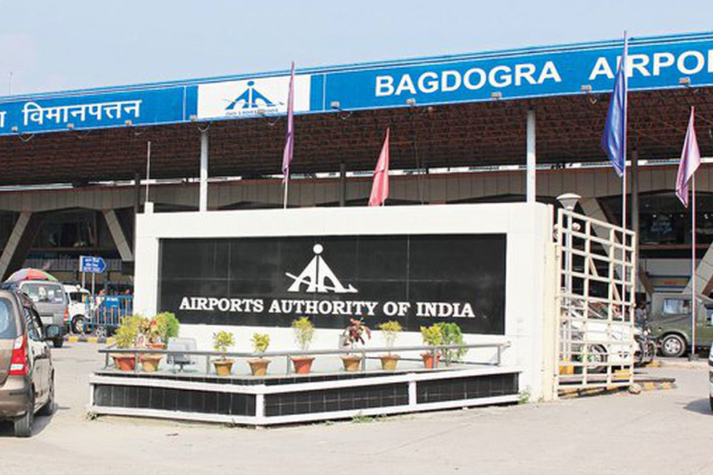 Nearest airport for Darjeeling Gangtok Tour